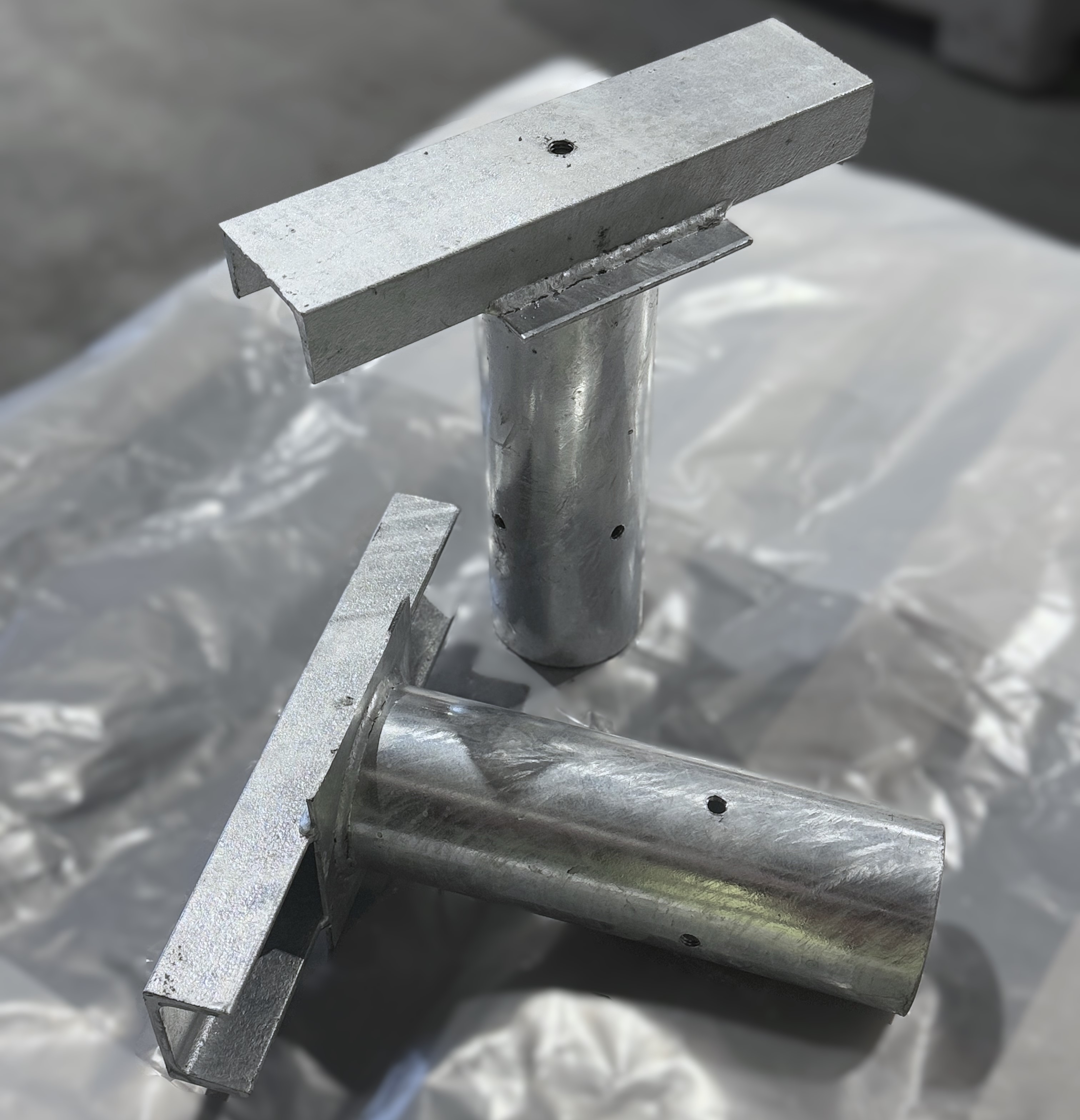 SINGLE FLOODLIGHT BRACKET 300MM (60PT)